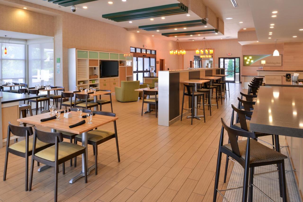 小石城西假日酒店 - 查纳尔普凯 小岩城 外观 照片